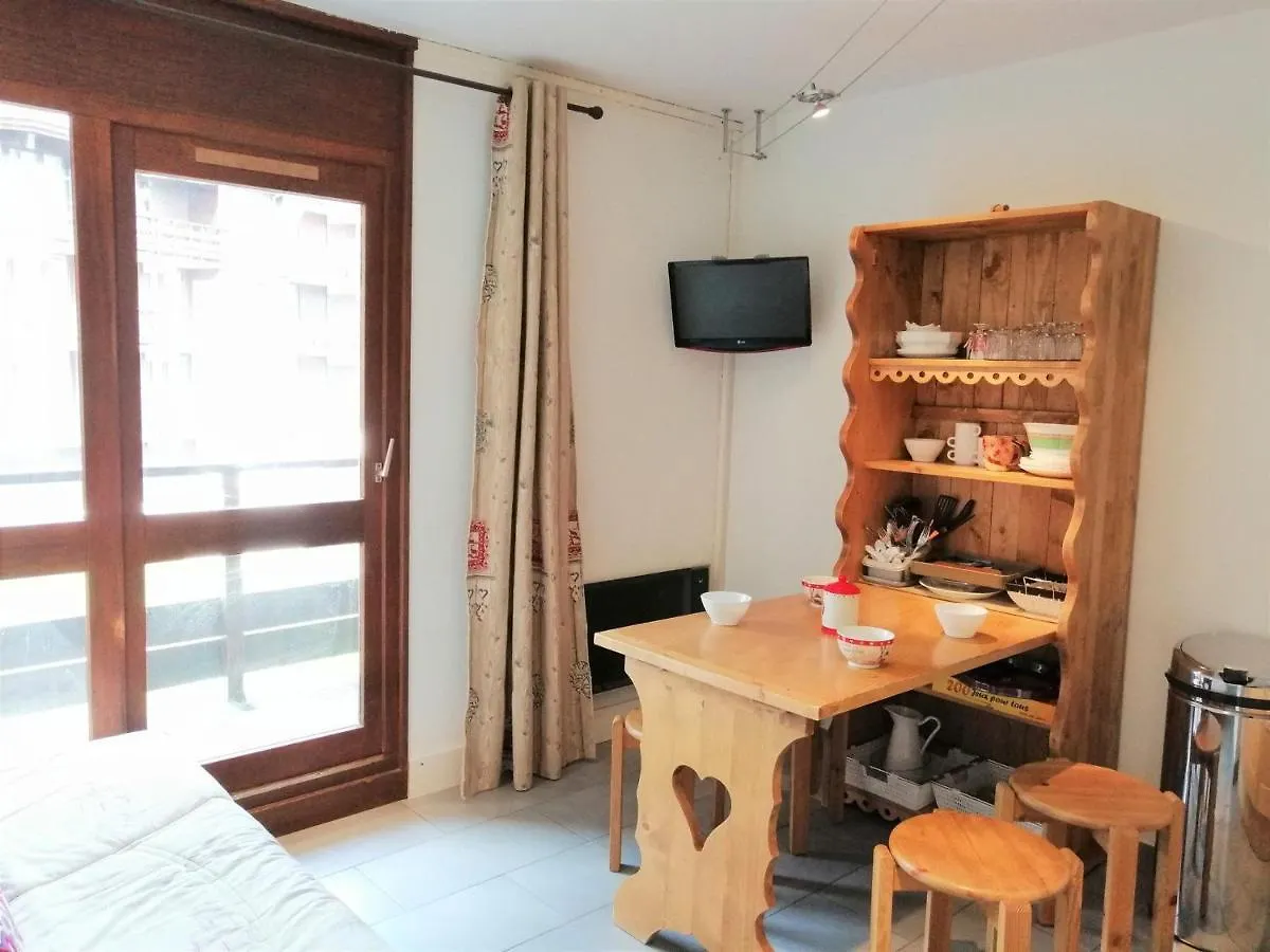 Apartment Charmant 2 Pieces Renove Pres Des Pistes A Morillon, 4 Pers, Parking, Animaux Acceptes - Fr-1-412-49